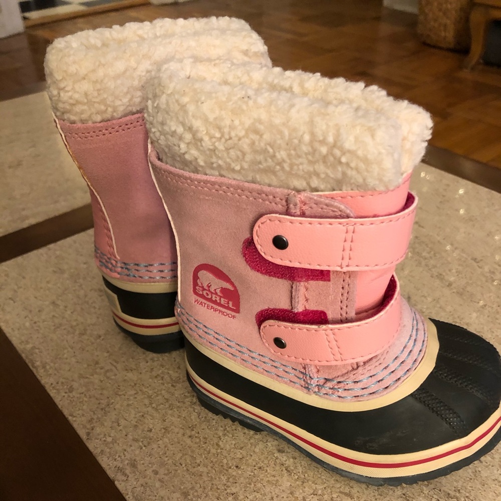 Sorel pac strap snow boots - pink